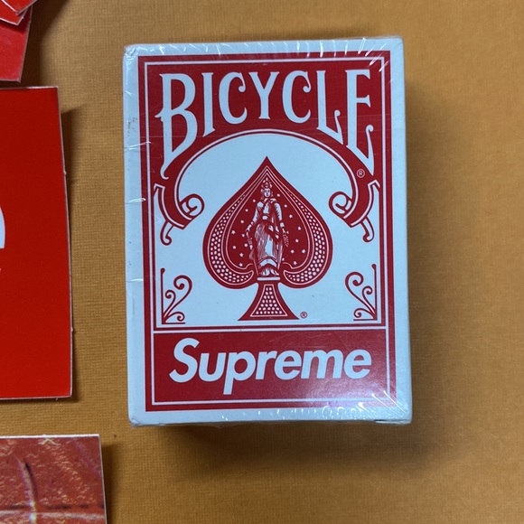 Supreme stickers & Bicycle mini playing cards set - Picture 3 of 5